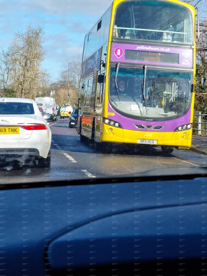 Image of Yellow Buses vehicle 5051. Taken by Victoria T at 13.48.57 on 2022.02.22